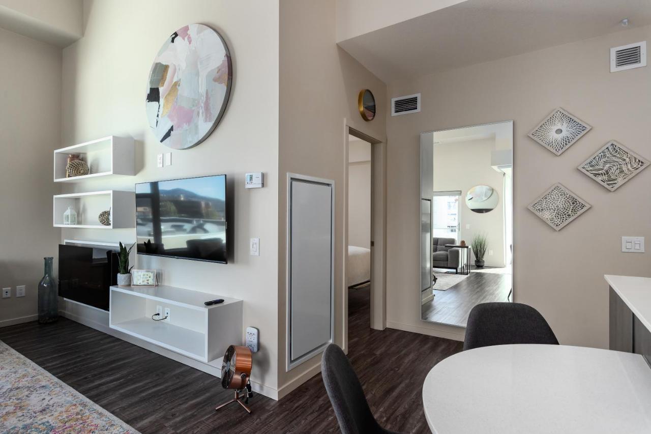 Corner Nest - Luxury Brand New Top Floor 2Bedroom Condo ケロウナ エクステリア 写真
